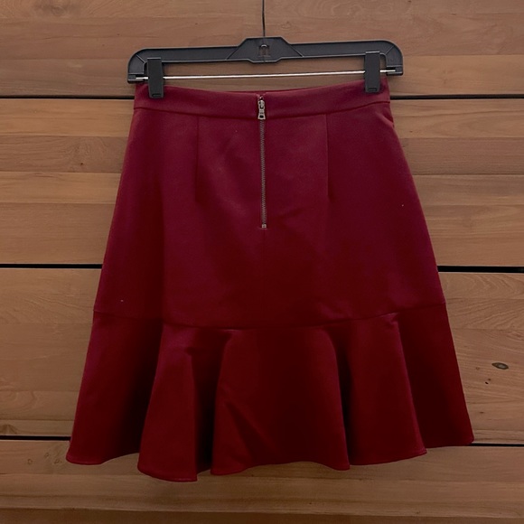 Alice + Olivia Juno Ruffle Front Mini Skirt in Bordeaux - Picture 5 of 6